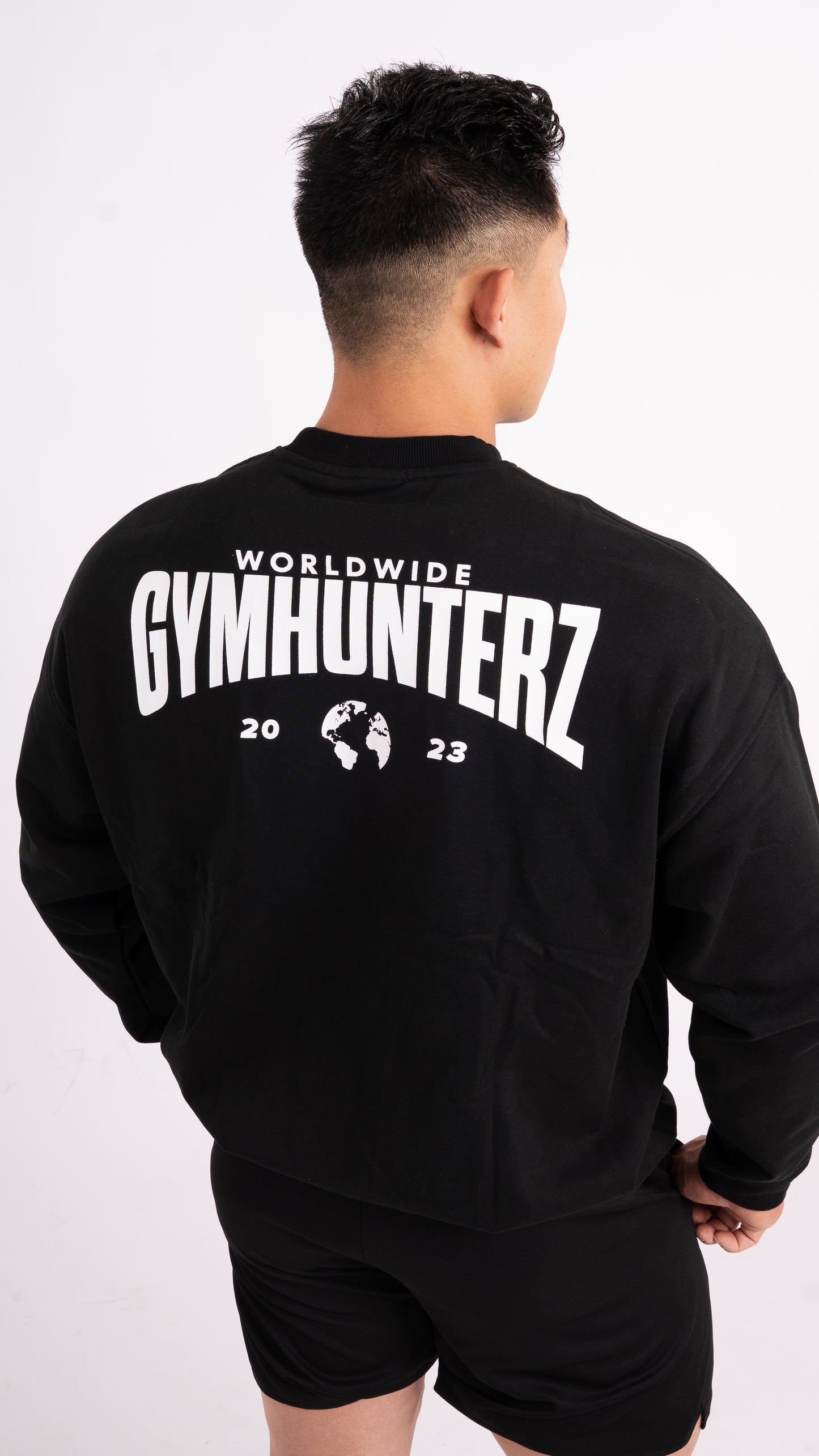 Worldwide Sweater - Black